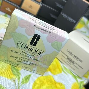 Clinique pressed powder